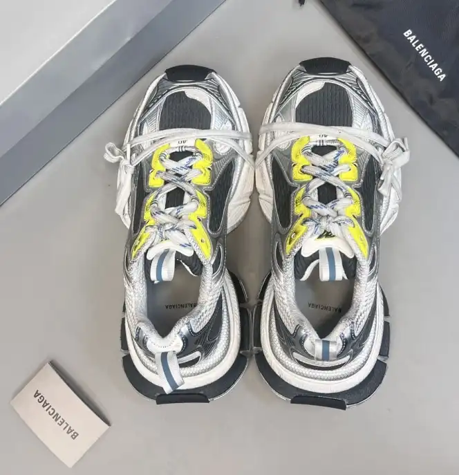 hype Balenciaga Sneakers