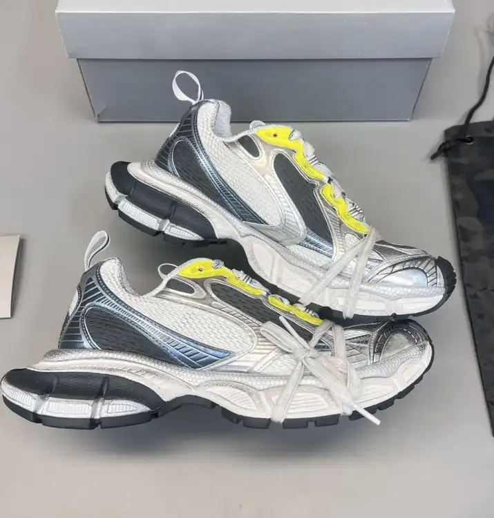 hype Balenciaga Sneakers