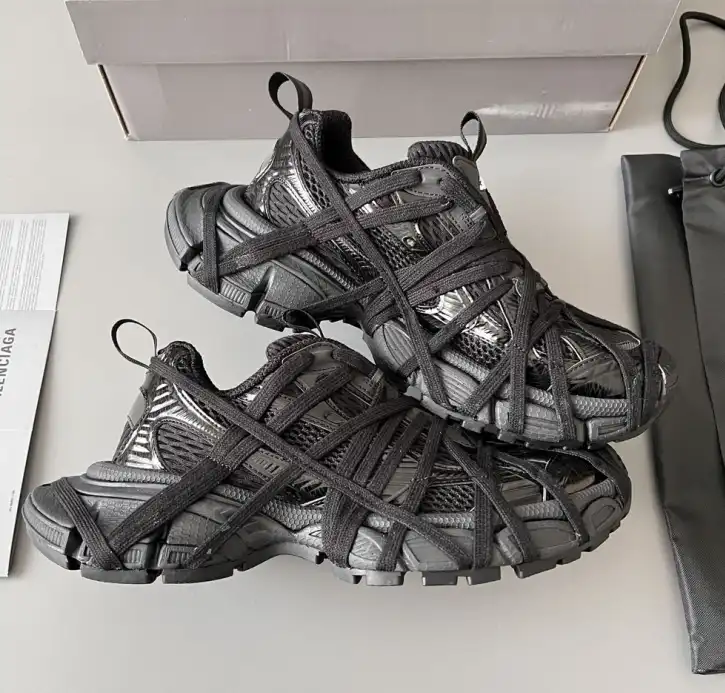 hype Balenciaga Sneakers