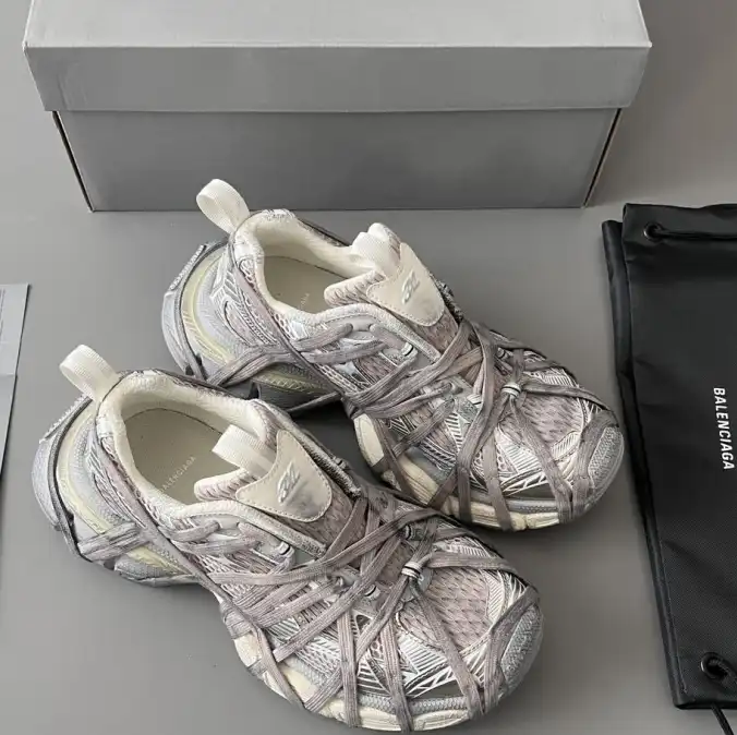 hype Balenciaga Sneakers