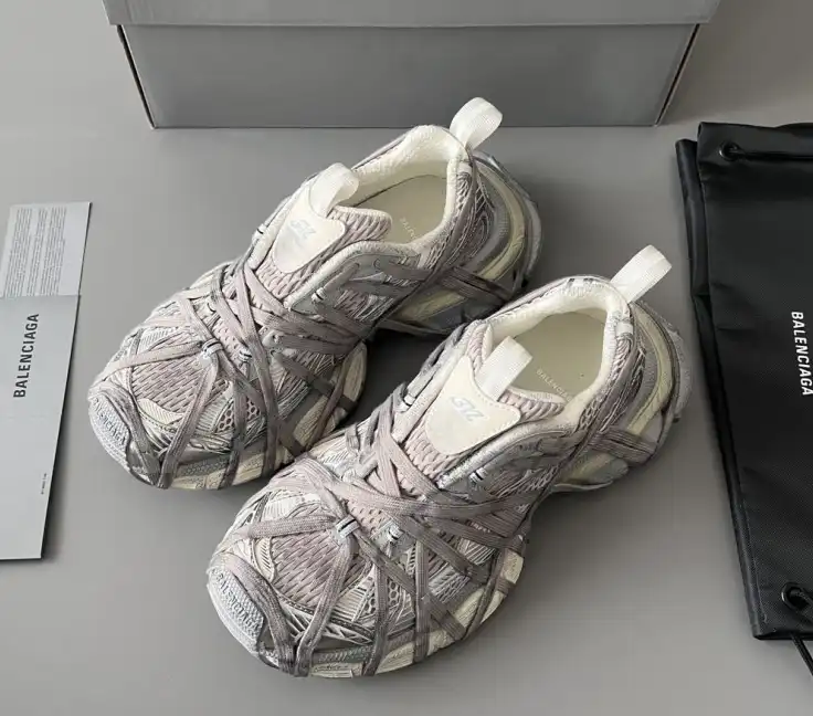 hype Balenciaga Sneakers