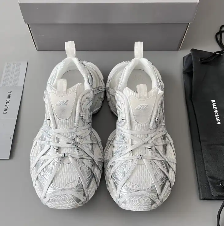 hype Balenciaga Sneakers