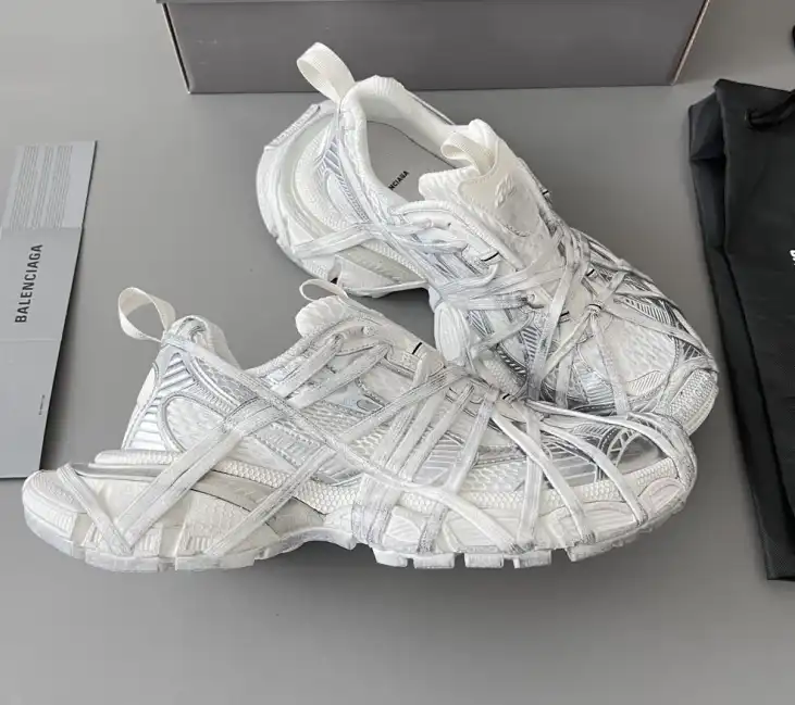 hype Balenciaga Sneakers