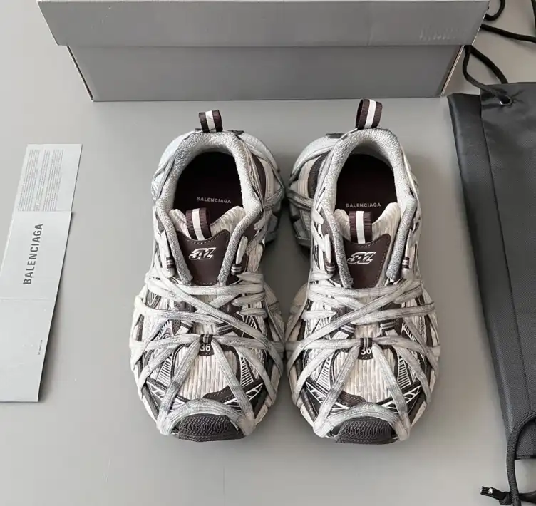 hype Balenciaga Sneakers