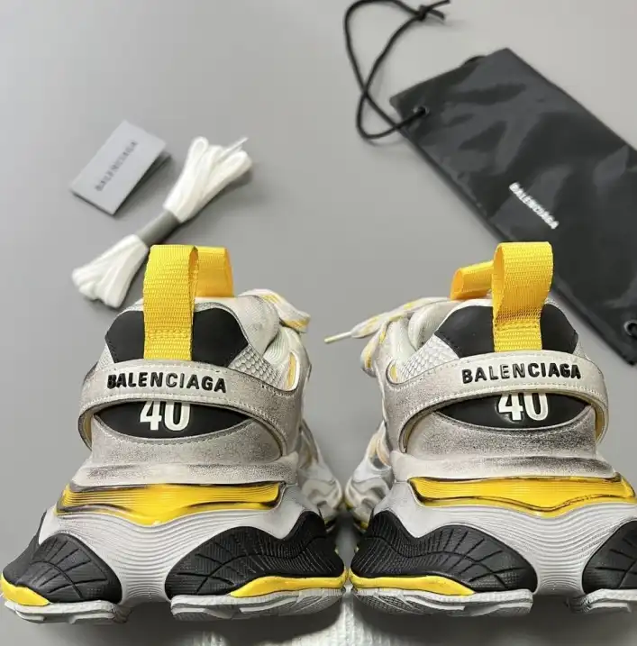 hype Balenciaga Sneakers