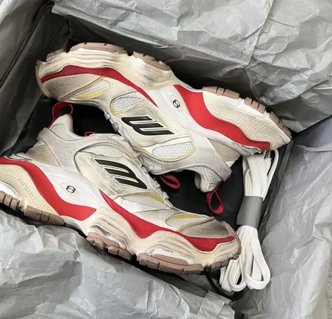 hype Balenciaga Sneakers