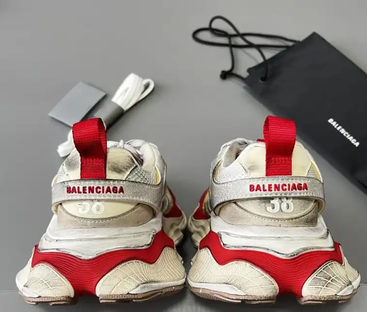 hype Balenciaga Sneakers