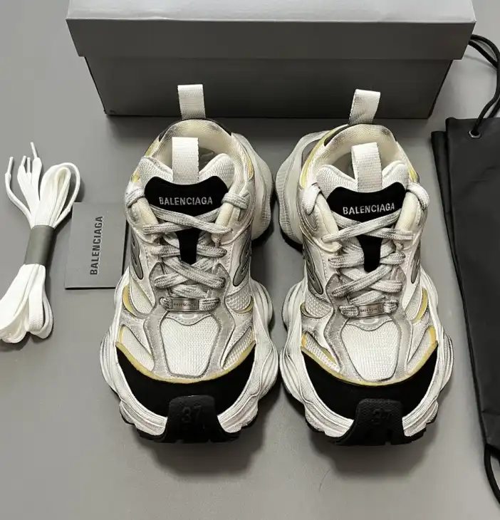 hype Balenciaga Sneakers