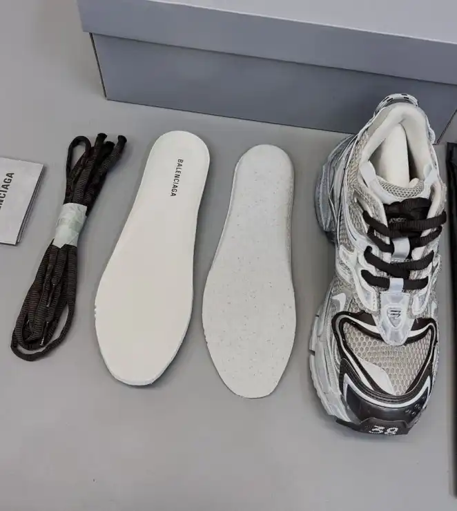 hype Balenciaga Sneakers