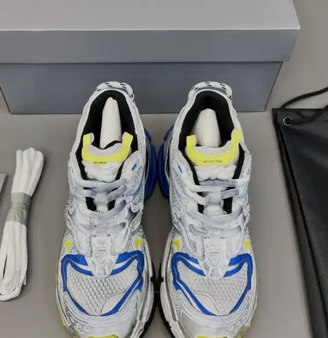 hype Balenciaga Sneakers