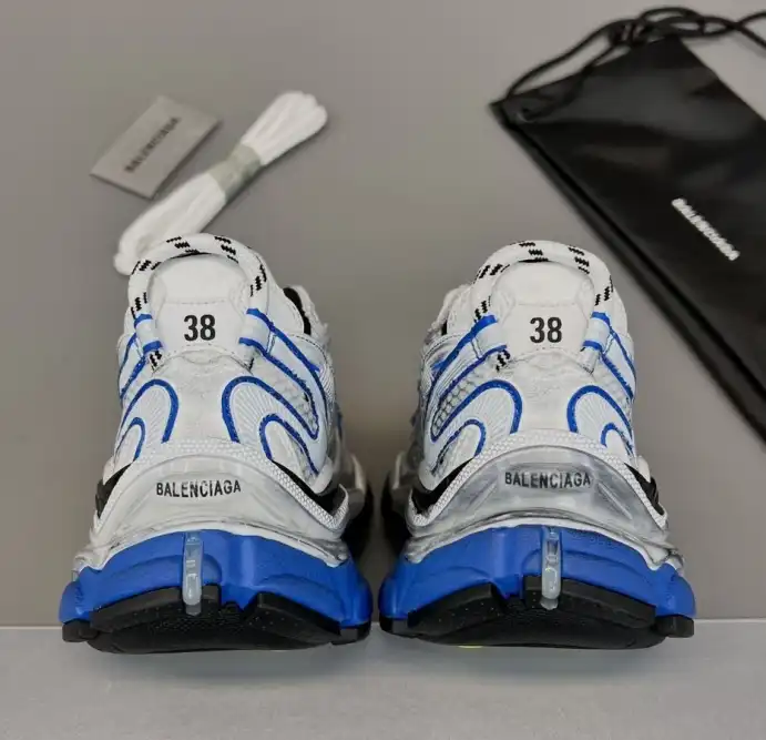 hype Balenciaga Sneakers