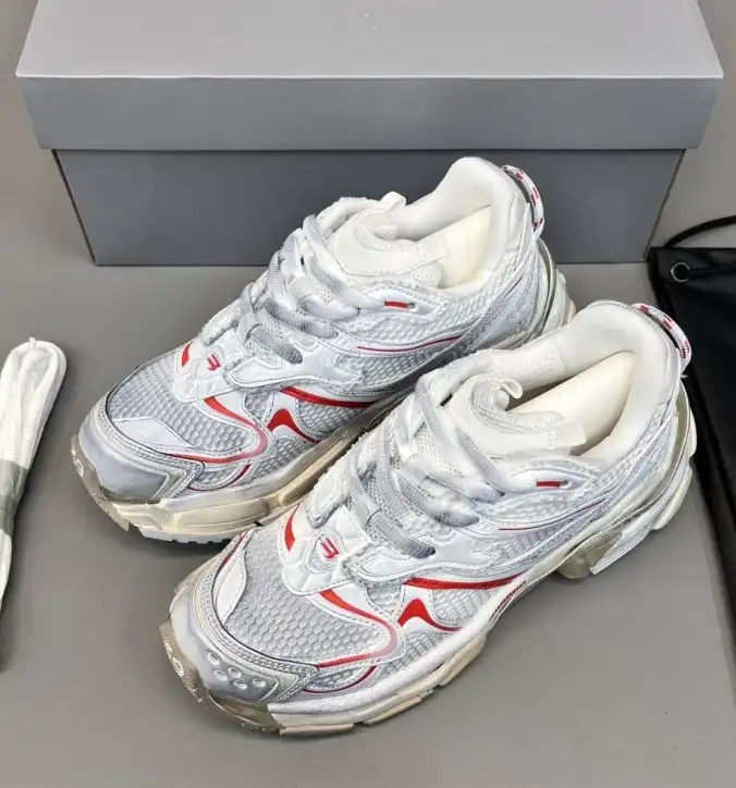 hype Balenciaga Sneakers