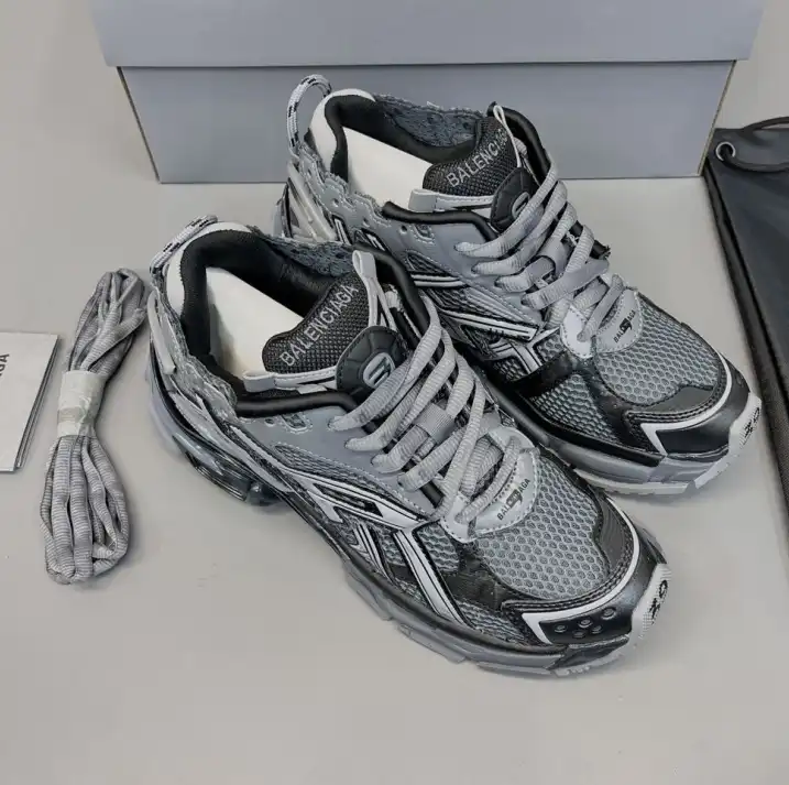 hype Balenciaga Sneakers