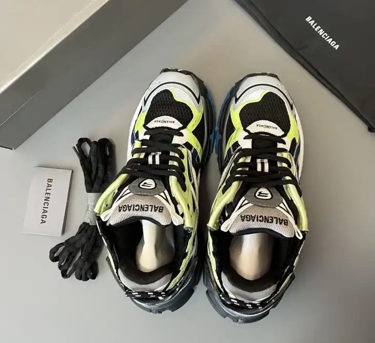 hype Balenciaga Sneakers