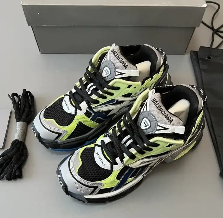 hype Balenciaga Sneakers