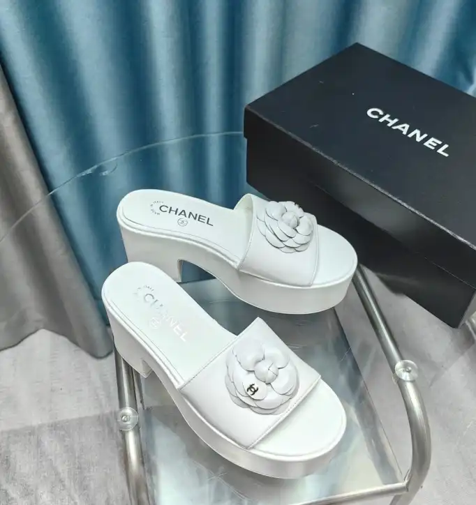 hype Chanel Slippers