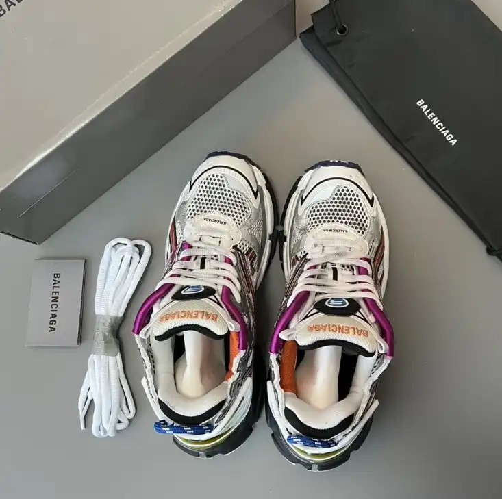 hype Balenciaga Sneakers