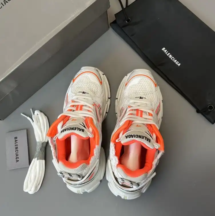 hype Balenciaga Sneakers