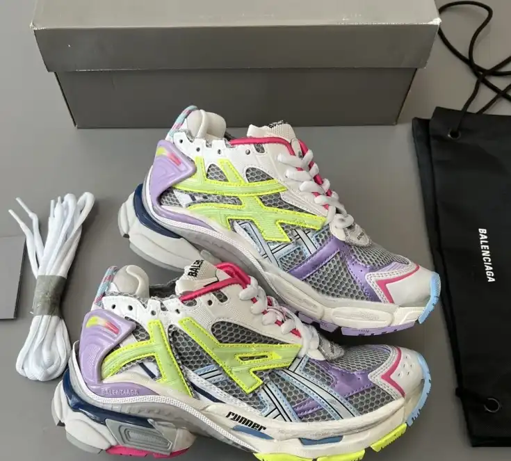 hype Balenciaga Sneakers