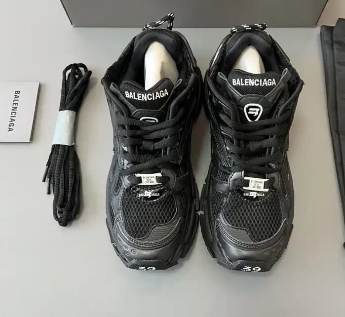 hype Balenciaga Sneakers