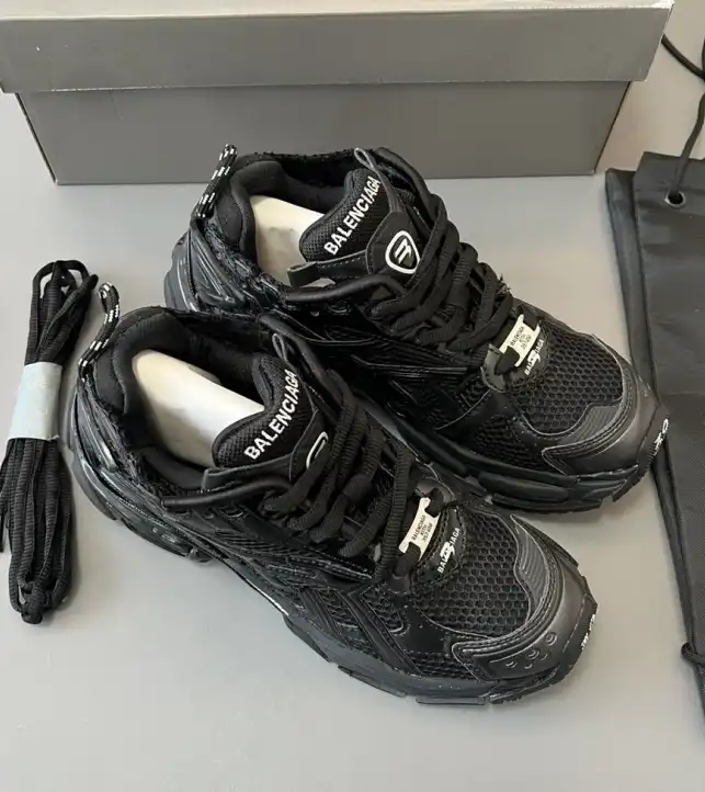 hype Balenciaga Sneakers