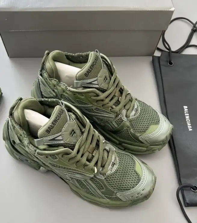 hype Balenciaga Sneakers