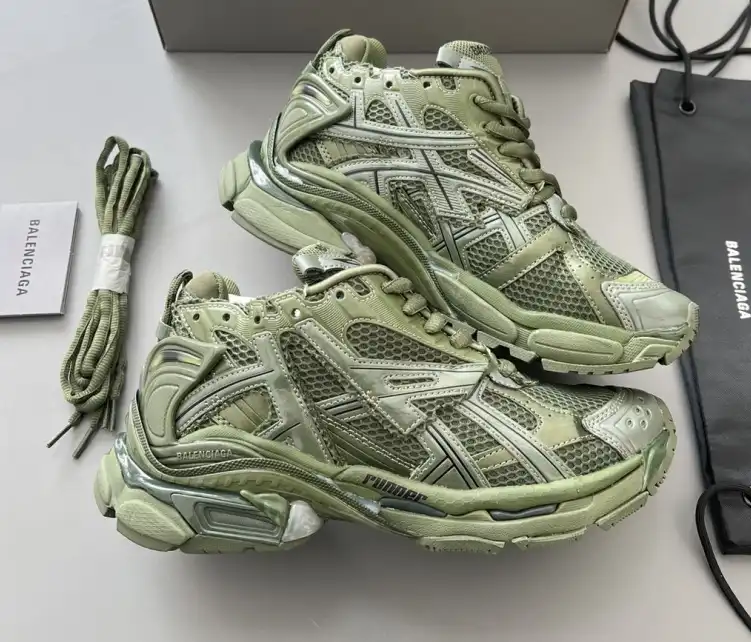 hype Balenciaga Sneakers