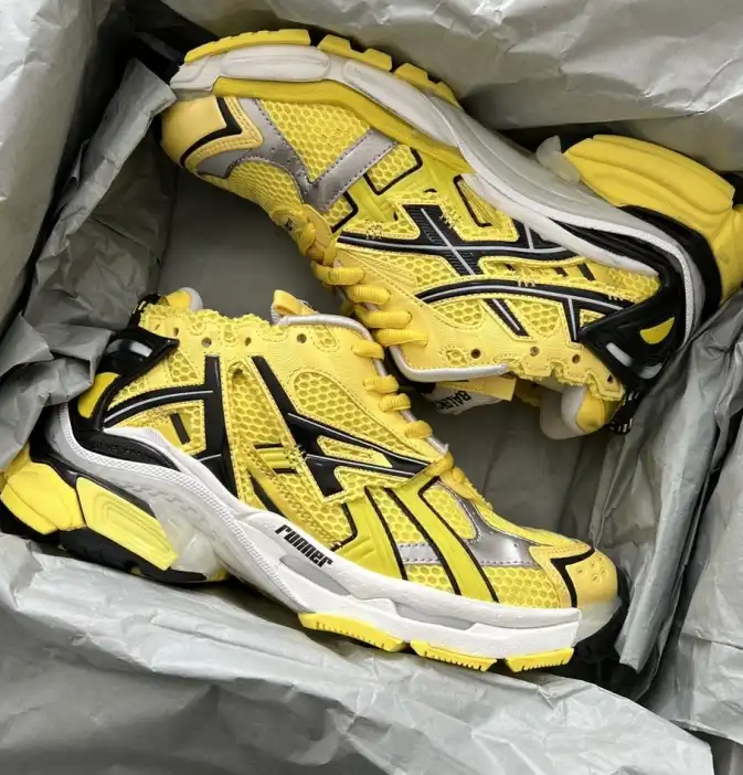 hype Balenciaga Sneakers