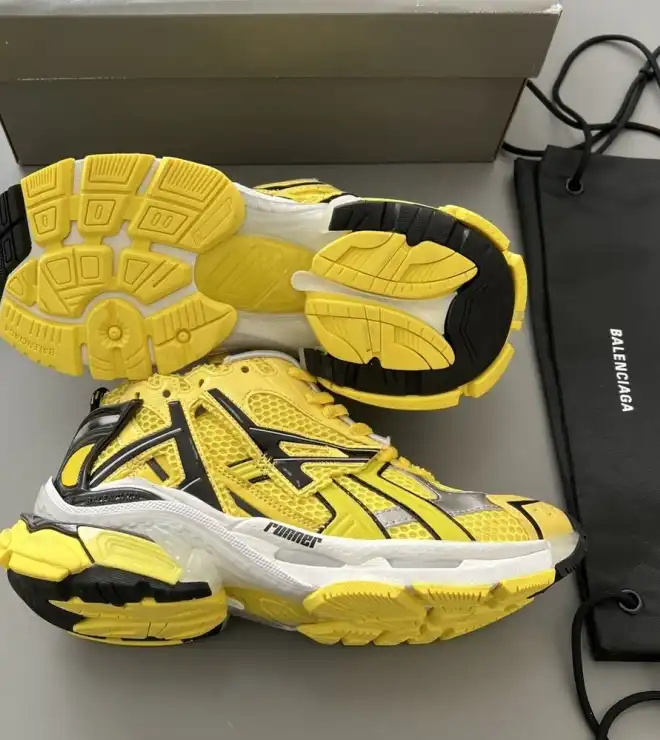 hype Balenciaga Sneakers