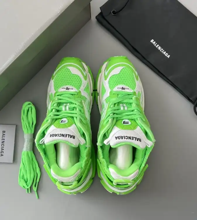 hype Balenciaga Sneakers