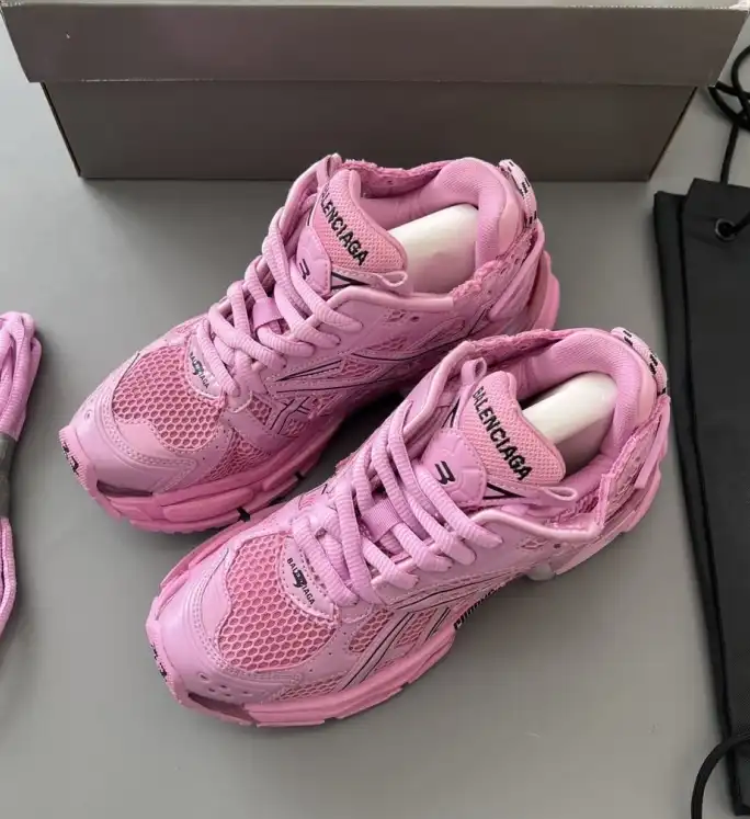 hype Balenciaga Sneakers