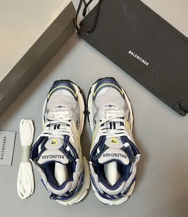 hype Balenciaga Sneakers