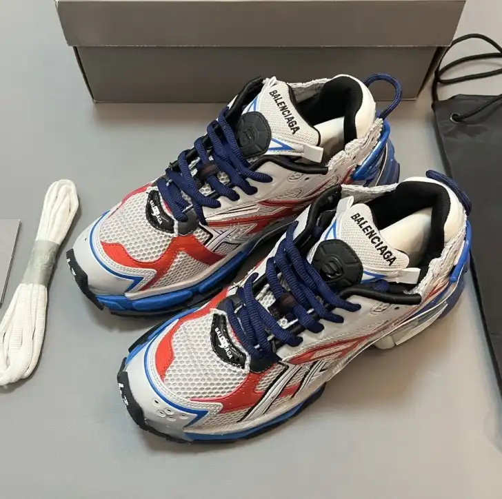 hype Balenciaga Sneakers