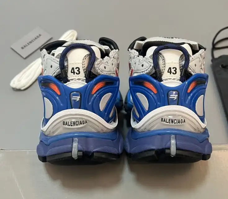 hype Balenciaga Sneakers