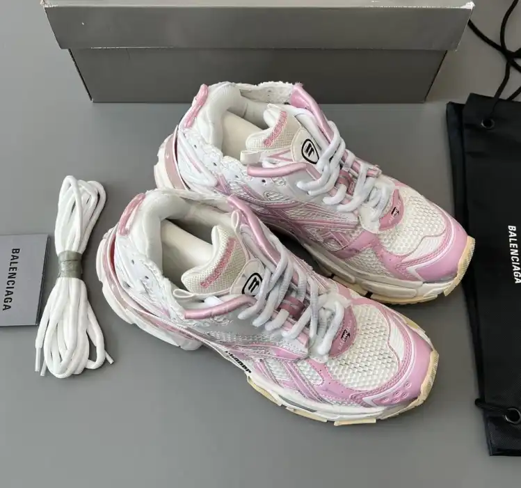 hype Balenciaga Sneakers