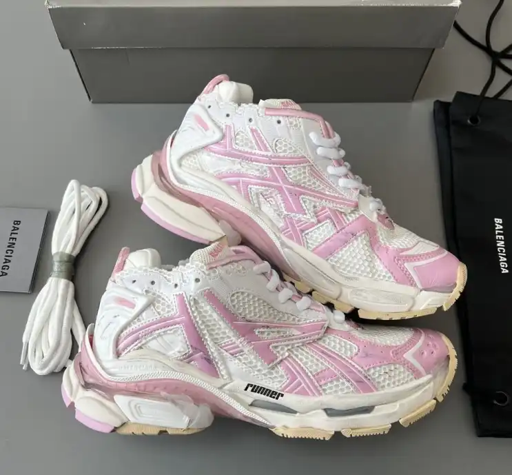 hype Balenciaga Sneakers