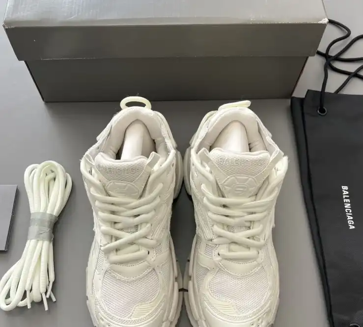 hype Balenciaga Sneakers