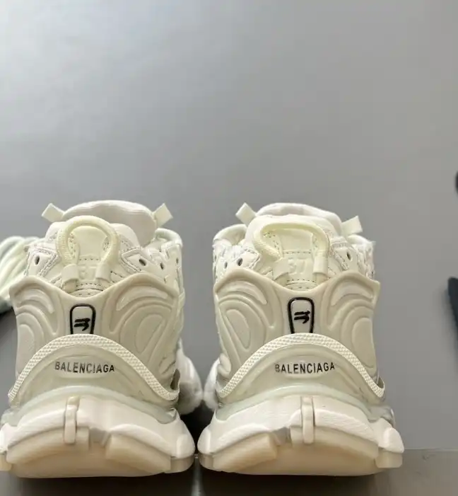 hype Balenciaga Sneakers