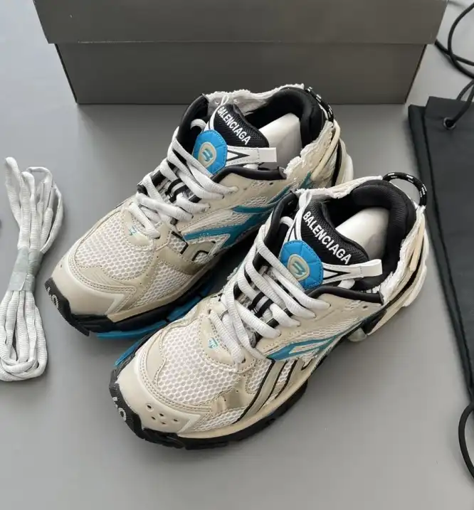 hype Balenciaga Sneakers