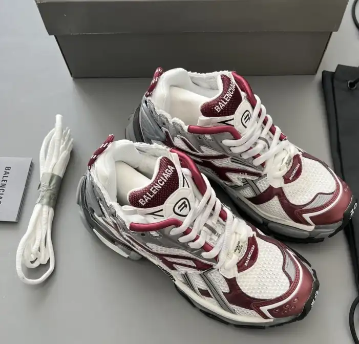 hype Balenciaga Sneakers