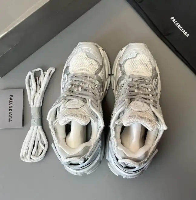 hype Balenciaga Sneakers