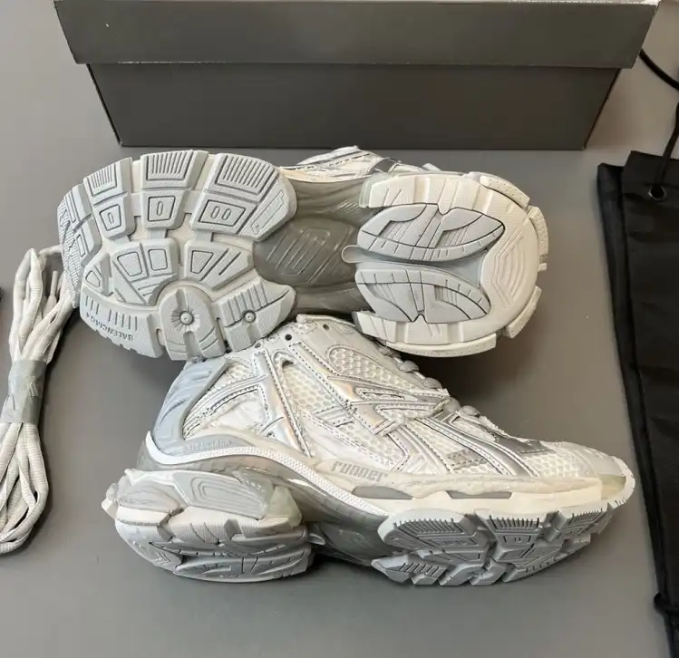 hype Balenciaga Sneakers