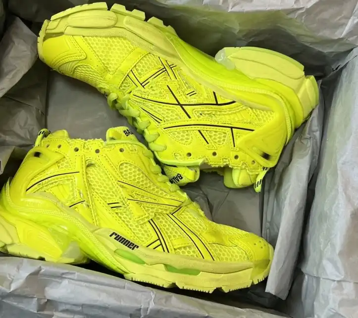 hype Balenciaga Sneakers