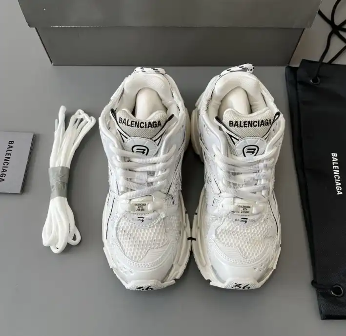 hype Balenciaga Sneakers