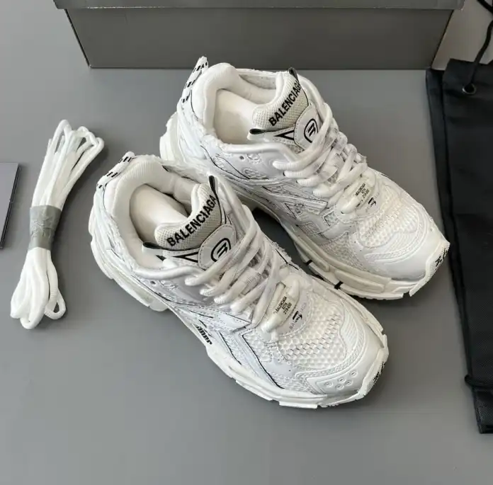 hype Balenciaga Sneakers