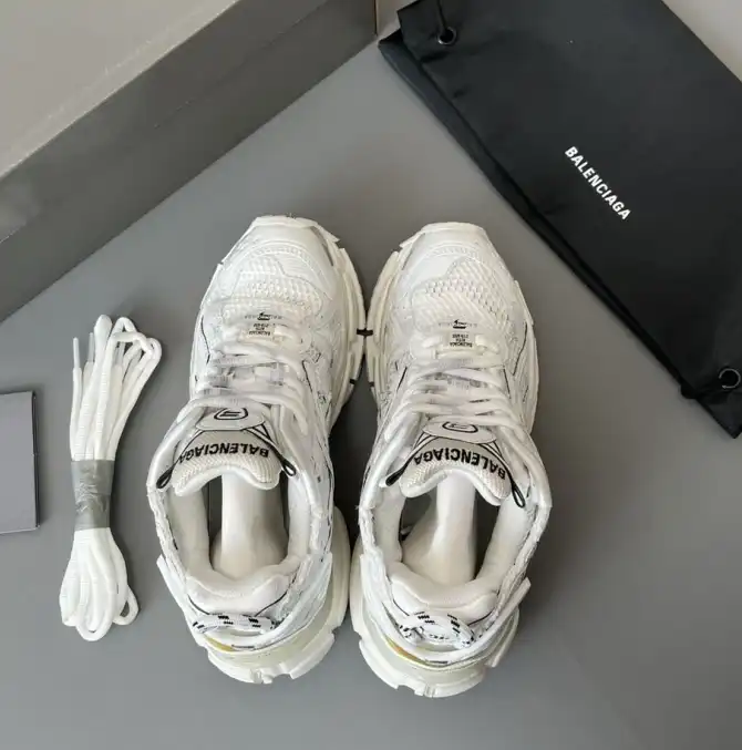 hype Balenciaga Sneakers