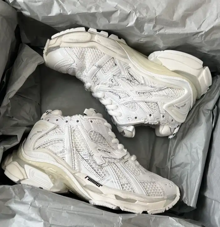 hype Balenciaga Sneakers