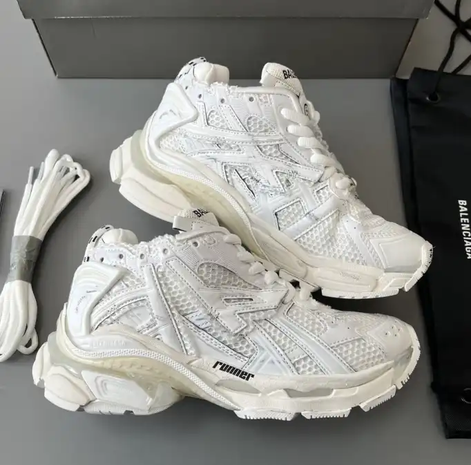 hype Balenciaga Sneakers