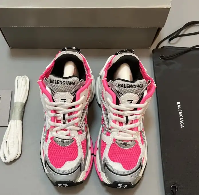 hype Balenciaga Sneakers