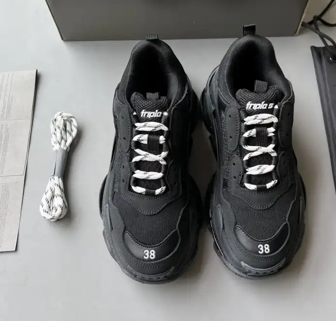 hype Balenciaga Sneakers